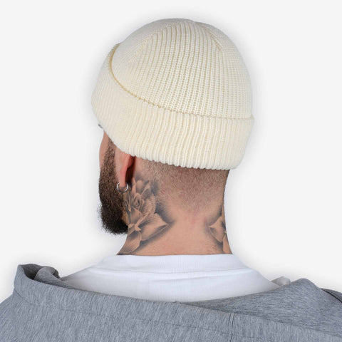 Rückansicht Minimalistisches gelbes MAUS Beanie mit schwarzem Print by Dejan Garz