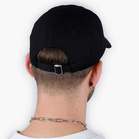 Schwarze MAUS Cap mit verstellbarem Verschluss, Studioaufnahme by Dejan Garz